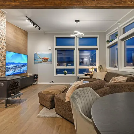 Charming Aurora I Terrace I Free Parking Апартаменты *