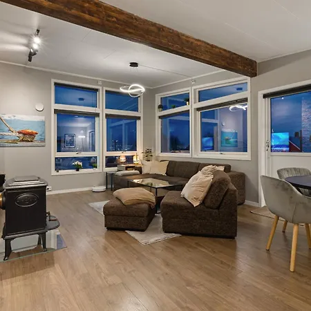 Charming Aurora I Terrace I Free Parking Апартаменты Тромсё